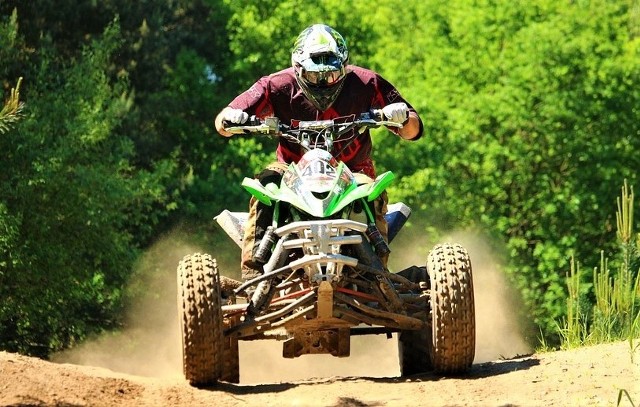 Rozpędzone quady i motocrossy to duży problem w paśmie Jaworzyny Krynickiej