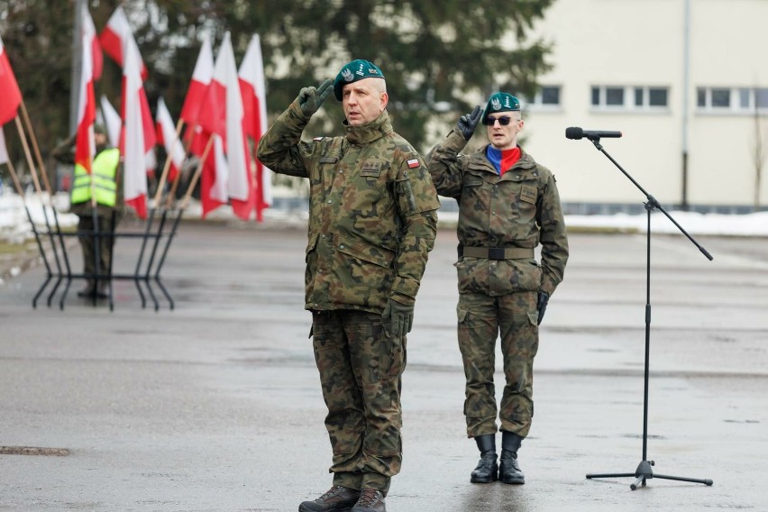 Trzon zmiany tworzą żołnierze 18. Białostockiego Pułku...