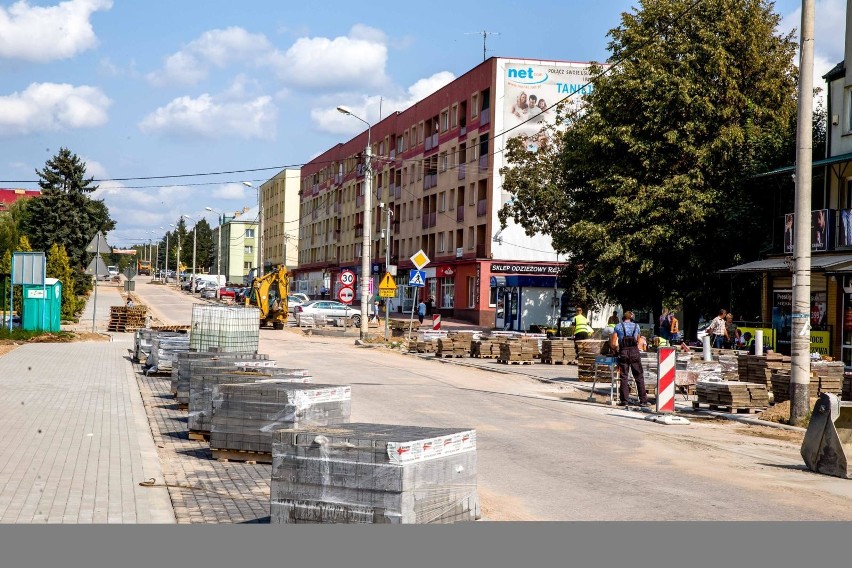 Mońki. W ramach remontów wycięto dziesiątki drzew. Szykują się kolejne wycinki (zdjęcia)