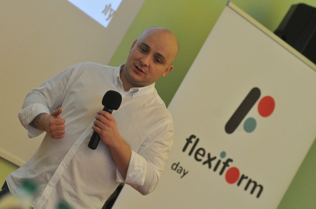 Flexiform Day w Gorzowie zorganizowano po raz pierwszy. W czasie konferencji można się było dowiedzieć, dlaczego wideo jest tak ważne w marketingu internetowym.