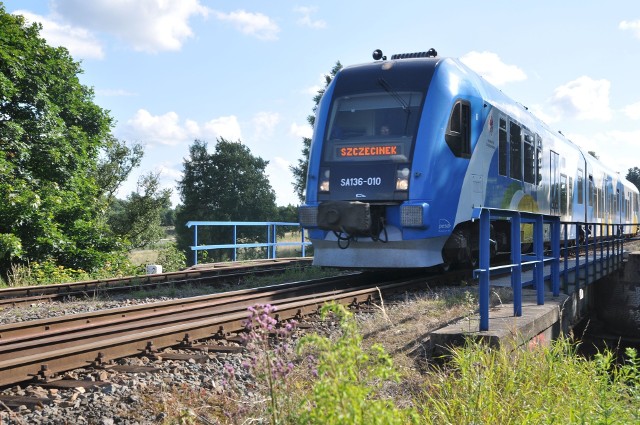 Linię Szczecinek - Runowo obsługiwały do tej pory szynobusy
