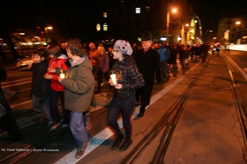 Wrocław: Ponad 300 osób przeszło ulicami miasta w Marszu Wzajemnego Szacunku (ZDJECIA)