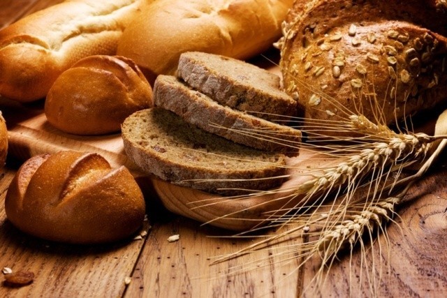 Chleb -  w tradycji chrześcijańskiej symbolizuje Ciało...