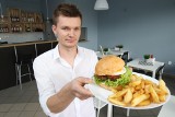 "Krówka i Połówka" w Jędrzejowie już otwarta. Są pyszne burgery w zgodzie z ideą slow food (WIDEO, zdjęcia)