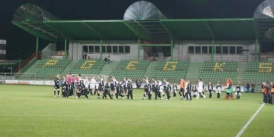 Kibice GKS-u nie widzą problemu w rozgrywaniu przez ŁKS meczów na stadionie w Bełchatowie, ale obawy ma policja