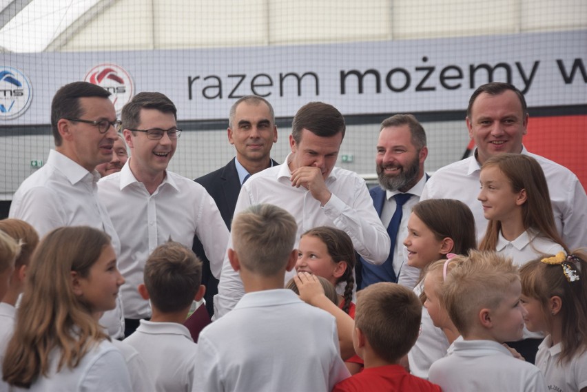 Premier Mateusz Morawiecki w Szkole Mistrzostwa Sportowego w...