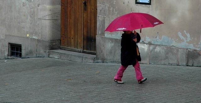 Mieszkańcy Poznania i włoskiej Rawenny płacą podatek "od deszczu'