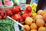 Ceny warzyw i owoców nie spadną latem? Wszystkiemu winna susza. Czy w Polsce może zabraknąć ziemniaków lub pomidorów?