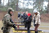 Okolice Grudziądza. Zajęcia wojskowe dla cywilów na poligonie pod Grudziądzem. Zobacz zdjęcia