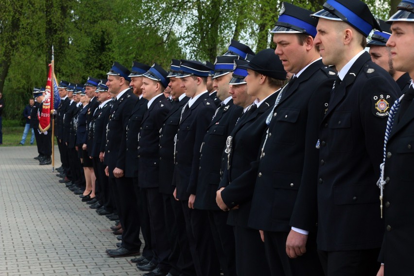 Dzień Strażaka i 90 lat jednostki OSP w Jawidzu. Zobacz, jak świętowali strażacy 