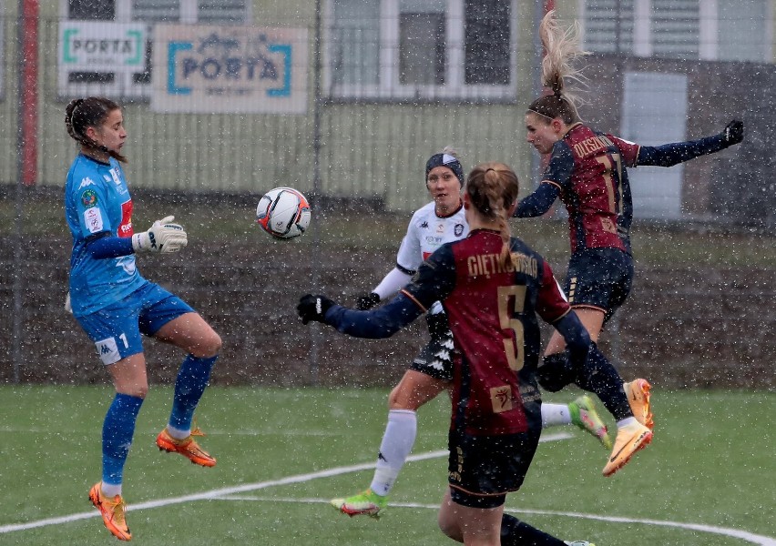 Pogoń Szczecin - Medyk Konin 2:1.