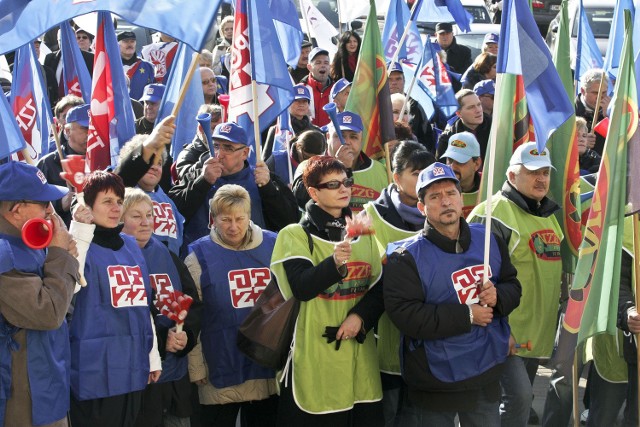 Napięcie między związkowcami a stroną rządową wzrasta