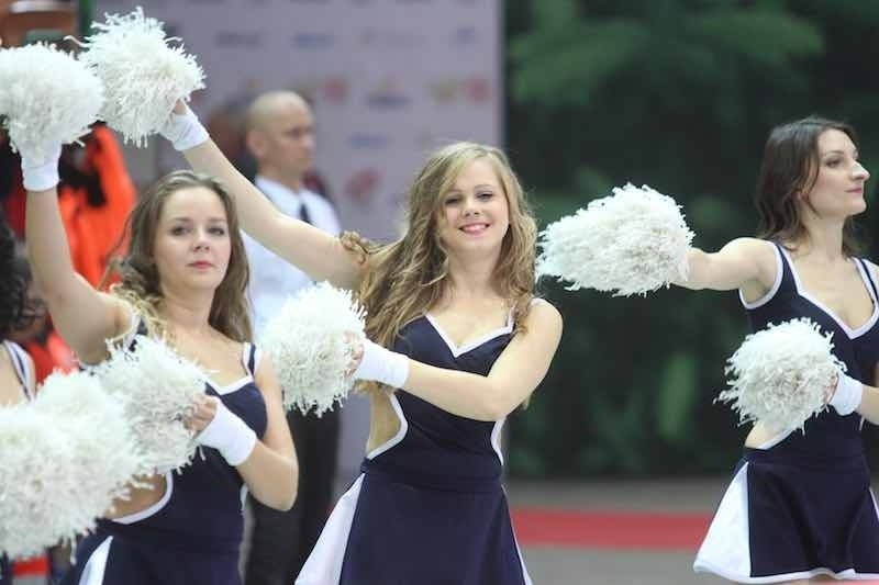 Christmas Cup: Cheerleaderki na meczu Polska - Czechy