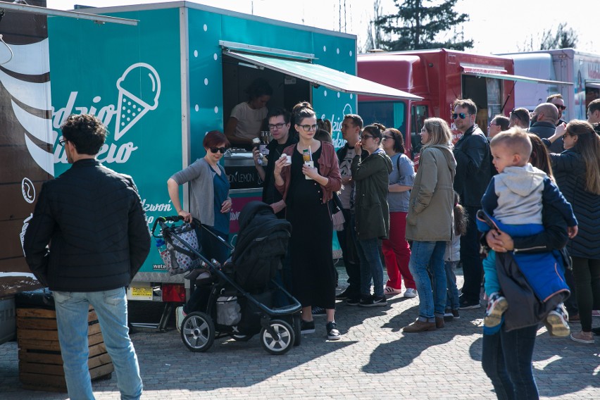 Kraków. Street Food Polska Festival znów zawitał przed Galerię Kazimierz [ZDJĘCIA]