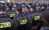 Policjanci, strażnicy miejscy, pogranicznicy i strażacy szukają chętnych do pracy