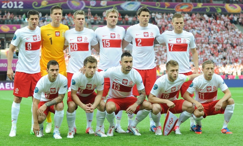 Tak kibicowaliśmy osiem lat temu podczas meczu Polska -...