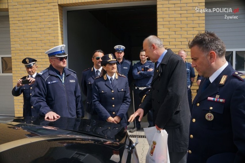 Włoscy policjanci z prowincji Ascoli Piecento złożyli wizytę...