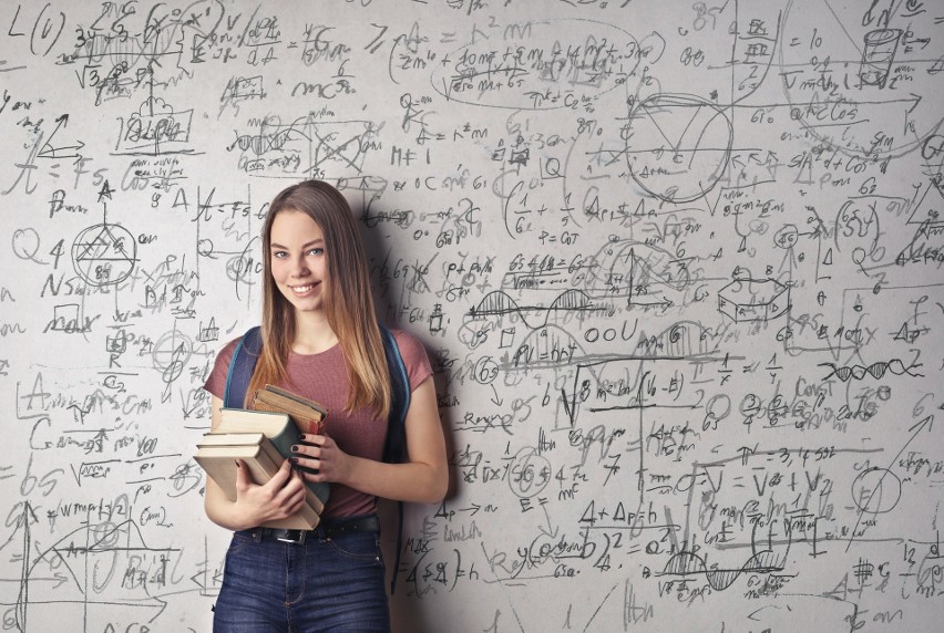 Matura 2022: egzamin z matematyki – poziom podstawowy - zakończony! Funkcja kwadratowa wzbudziła najwięcej emocji