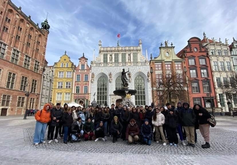 Działo się w II LO w Słupsku. Na projekt Erasmus + przyjechała młodzież z zagranicy 