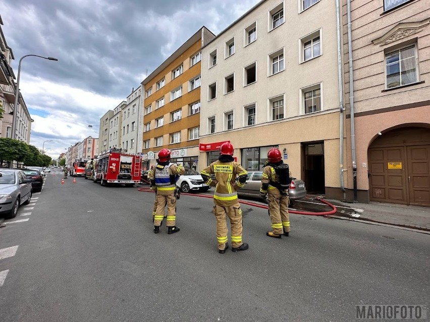 Pożar w kuchni w bloku przy ul. Kośnego w Opolu.