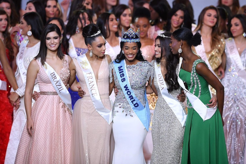 Miss World 2019 [ZDJĘCIA] [WYNIKI] Kto został Miss Świata? Tytuł zdobyła Toni-Ann-Singh z Jamajki. Jak wypadła Polka Milena Sadowska?