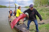 Wisła tonie w śmieciach. W Tarnobrzegu wolontariusze zebrali tony odpadów (ZDJĘCIA)