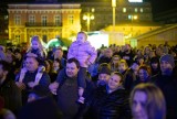 Częstochowa. Koncert zespołu Kombi przyciągnął mieszkańców na plac Biegańskiego