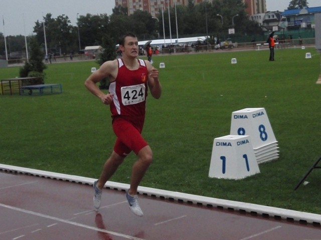 Mistrz Polski juniorów młodszych na 800 m - Patryk Wróbel.