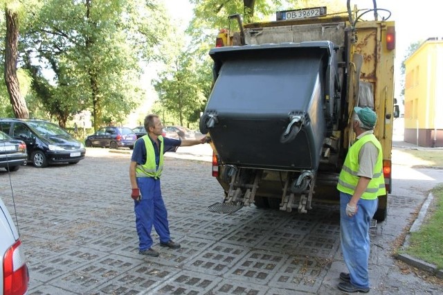 Zakład Higieny Komunalnej jako jedyny wystartował w przetargu na wywóz śmieci z Brzegu. Jeżeli miasto przyjmie ofertę spółki, będzie jej płacić około 485 tys. zł miesięcznie.