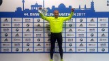 Biegacz ze Stargardu w berlińskim maratonie. Wzruszająca historia związana z jego startem