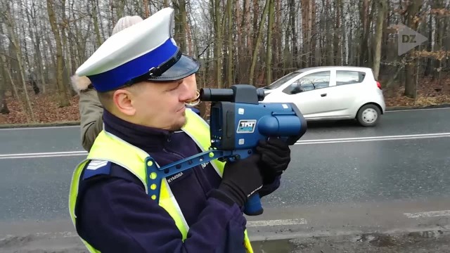 RAPORT DROGOWY: Policjanci z województwa śląskiego korzystają z nowych radarów