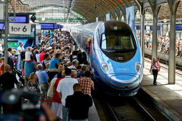 Nowy rozkład jazdy na kolei znacznie obowiązywać od 10 grudnia. Oznacza to kilka istotnych zmian na Dolnym Śląsku, z których na pewno skorzystają pasażerowie