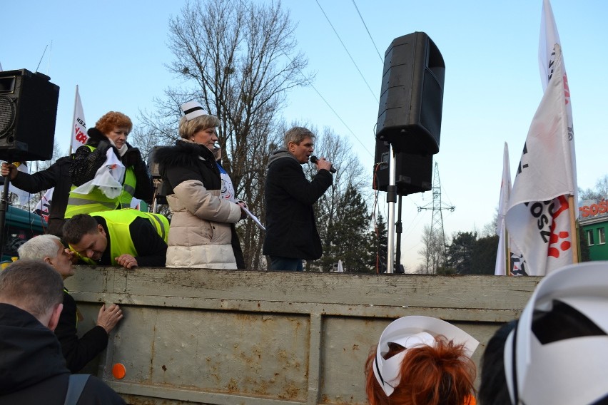 Strajk w Gliwicach: Tysiące ludzi wyszły na ulice miasta [NOWE ZDJĘCIA, RELACJA]