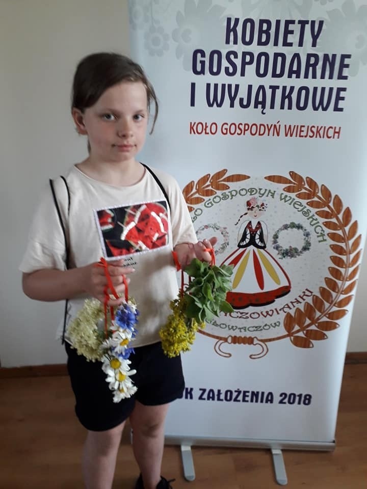 Koło Gospodyń Wiejskich z Głowaczowa uczy, jak wykorzystywać zioła. Wszystko dzięki programowi "Działaj Lokalnie" 
