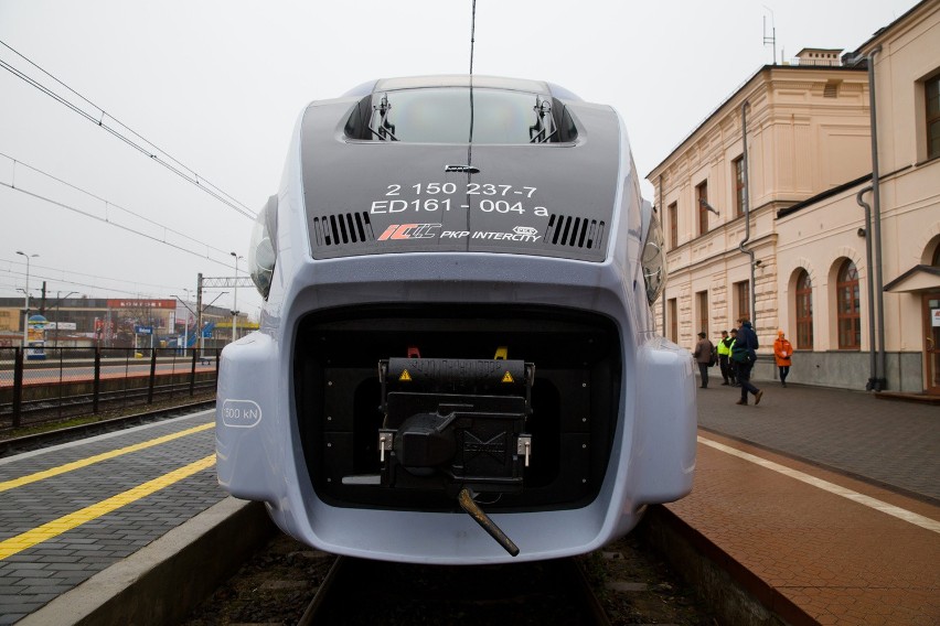 PESA Dart: Dwa nowe pociągi na trasie Białystok - Wrocław (zdjęcia)