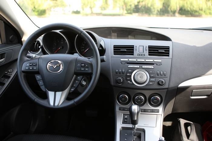 Wrażenia z jazdy: Mazda 3 2.0 Automat Exclusive Plus 