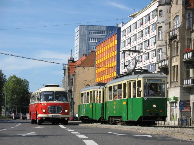 W niedzielę po raz ostatni w tym sezonie będzie się można wybrać na przejażdżkę zabytkowym tramwajem lub autobusem