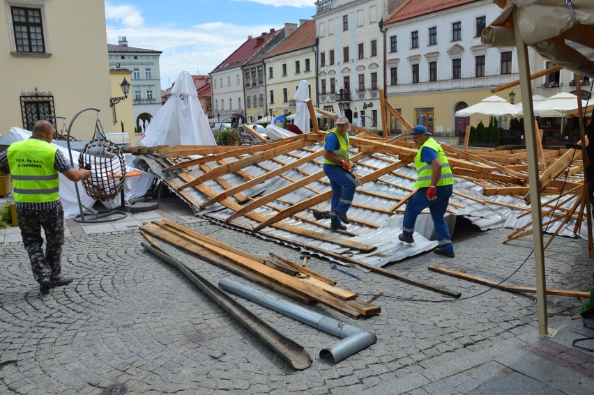 Gwałtowna burza w Tarnowie, ranni i spore zniszczenia [ZDJĘCIA INTERNAUTÓW]