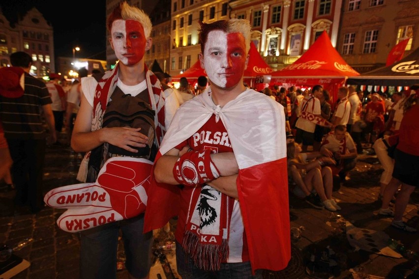 Mecz Polska - Czechy w strefie kibica w Rynku (ZOBACZ ZDJĘCIA)