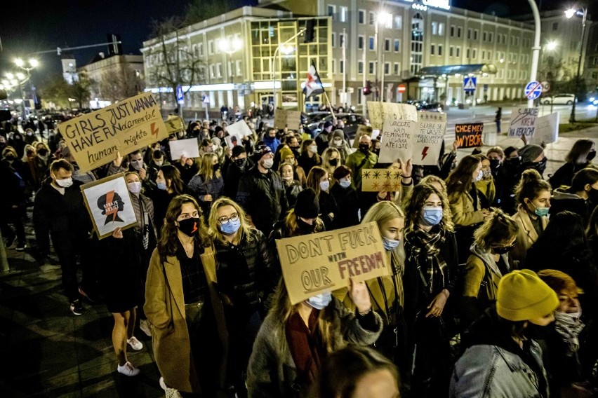 27-10-2020 bialystok strajk kobiet czarny marsz spacer...