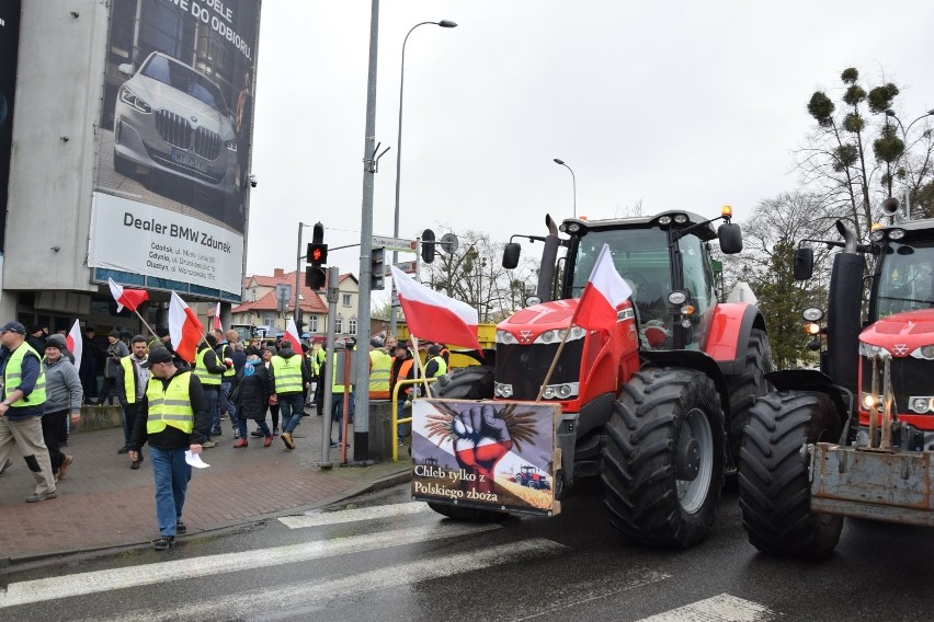 Rolnicy z Żuław i Wyżyn Gdańskich wyjechali na ulice...