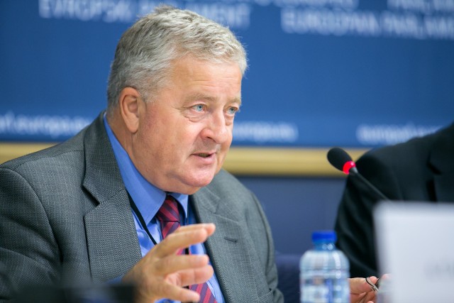Czesław Siekierski, przewodniczący Komisji Rolnictwa i Rozwoju Wsi w Parlamencie Europejskim
