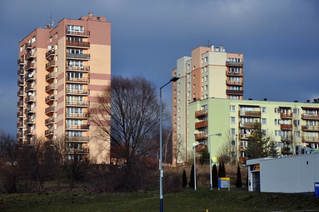 Nie wolno Ci trzepania dywanu na balkonie, czy zostawiania roweru lub śmieci na klatce schodowej. A czego jeszcze? Sprawdźcie na kolejnych zdjęciach >>>>>>>