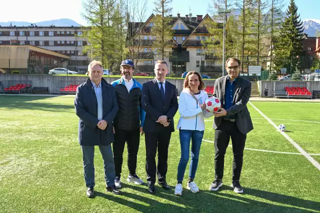 Spotkanie w sprawie budowy pełnowymiarowego boiska do piłki nożnej w Zakopanem