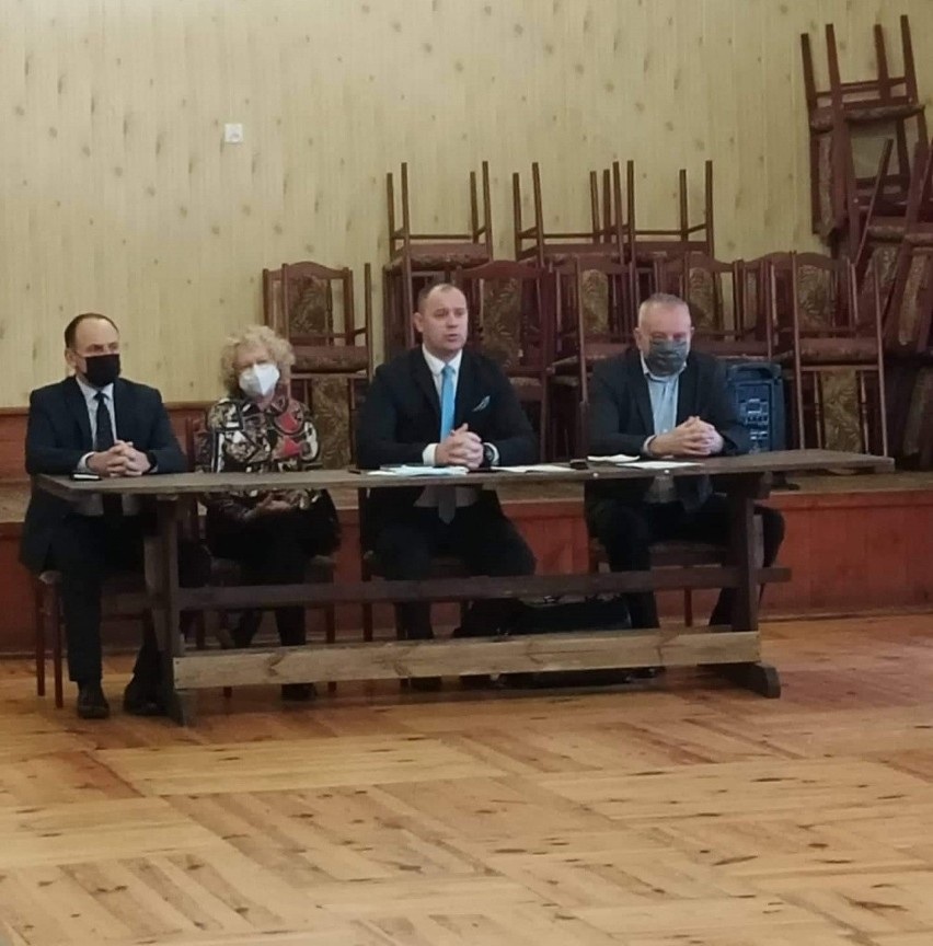 Podczas spotkania władze gminy Głowaczów omówiły z sołtysami...
