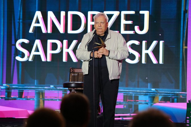 Andrzej Sapkowski podczas uroczystej gali wręczania nagród w Arkadach Kubickiego w Warszawie