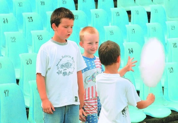 Piękny stadion, fantastyczna pogoda i  darmowy wstęp. Mimo to bydgoszczanie na  zawody nie przyszli, bo większość nawet o  nich nie wiedziała.