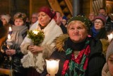 Uroczyste Święto Matki Boskiej Gromnicznej w Muzeum Wsi Radomskiej. Nabożeństwo poprowadził biskup Marek Solarczyk. Zobacz zdjęcia