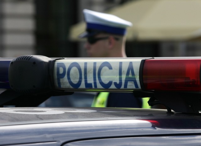 Na miejscu wypadku pracują policjanci