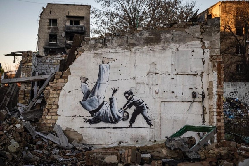 Na Ukrainie pojawiły się prace Banksy'ego, anonimowego...